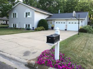 820 4th Ave SE, Sleepy Eye, MN 56085