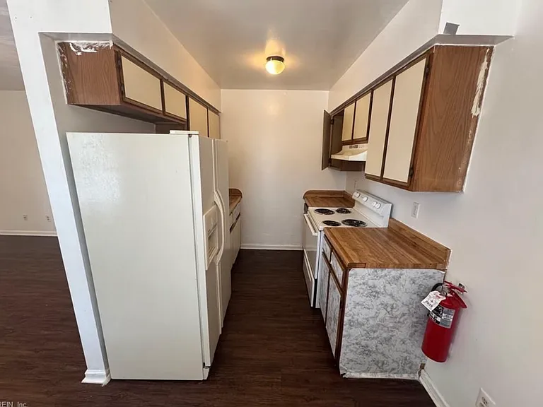 7449 Fenner St #4 — Photo 4