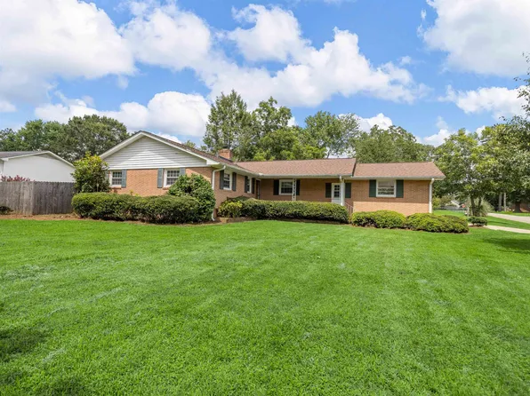 601 Wood Dr, Greer, SC 29651