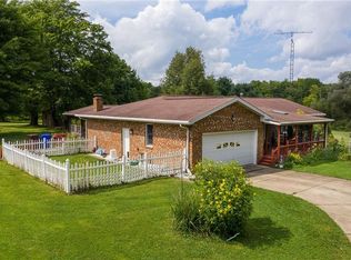 97 Gibson Rd, Greenville, PA 16125