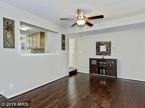 3rd image of 15 Pickering Ct APT 01