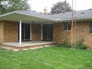 2nd image of 3743 Barcelona Dr