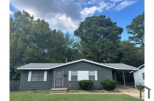 5226 Andover Dr Photo 1