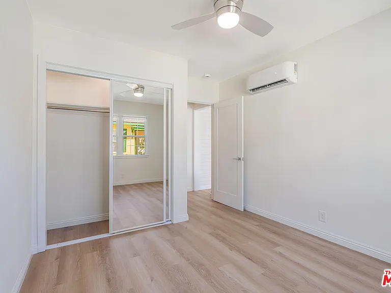 2308 1/2 Pisani Pl — Photo 14