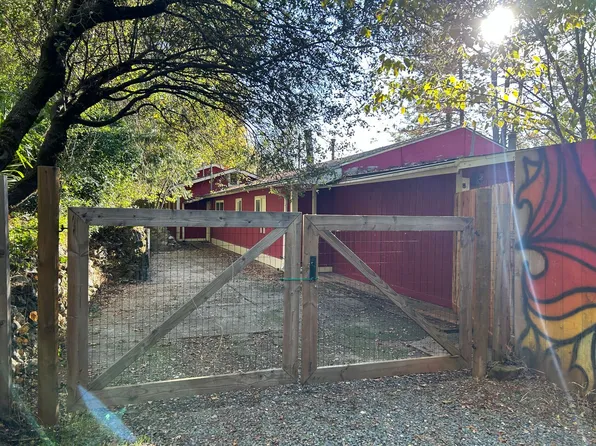 18728 Three Homes Rd, Grass Valley, CA 95949