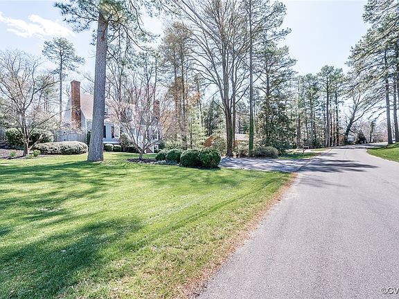 3rd image of 8080 S Mayfield Ln
