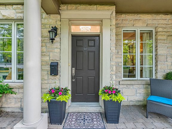 4th image of 51 York Mills Rd #313