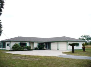 39552 Loop Rd, Los Fresnos, TX 78566