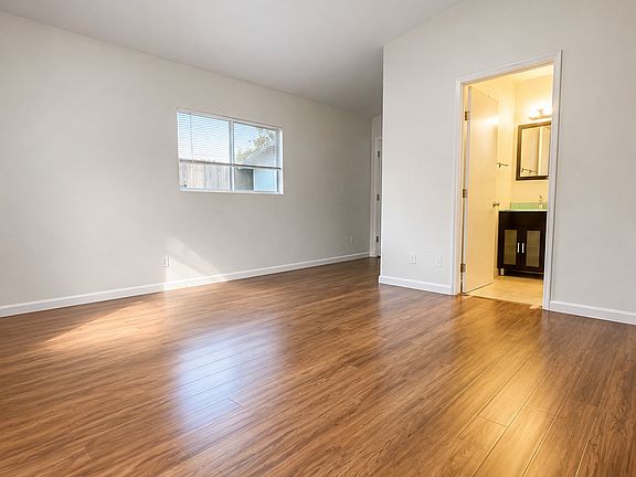 4th image of 1208 Manzano Way #2