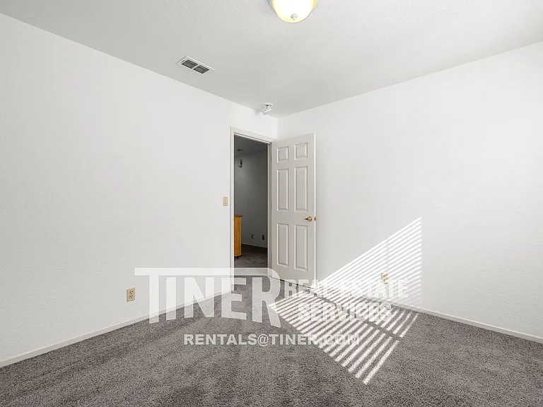 180 Briggs Ranch Dr — Photo 22