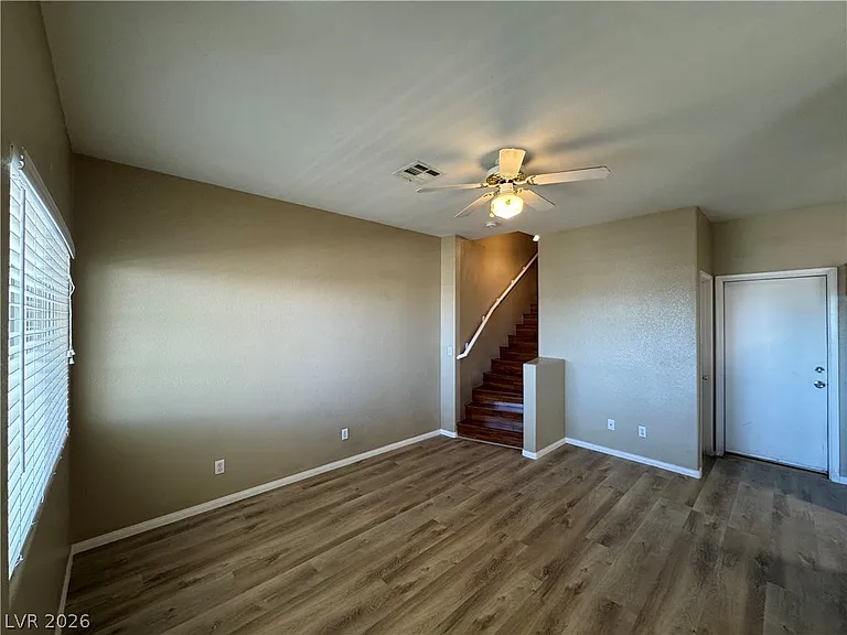 1326 Dusty Creek St — Photo 7