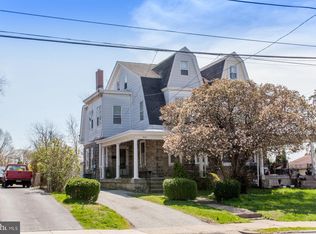 8031 Pine Rd, Philadelphia, PA 19111