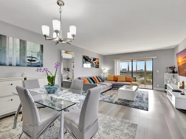 2200 S Cypress Bend Drive #702, Pompano Beach, FL 33069