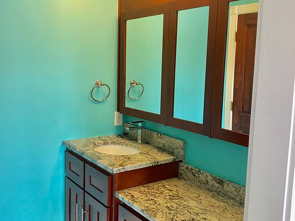 Jack and Jill vanity