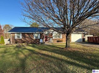 102 Twin Creek Dr, Campbellsville, KY 42718