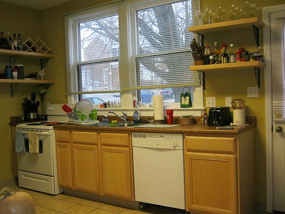 5th image of 318 N College Ave #17582133