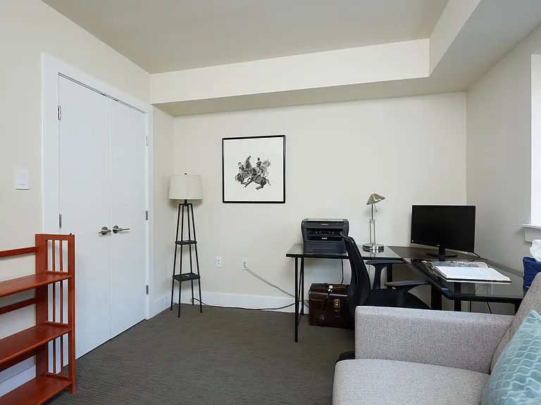 3207 12th St NE #101 — Photo 13