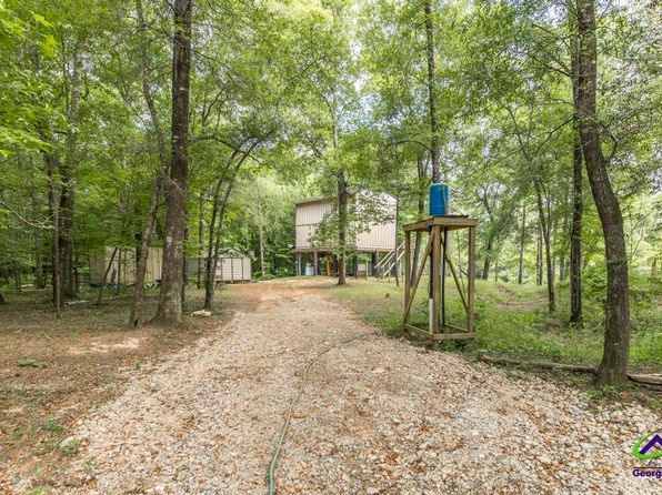 311 Riverside Dr, Hawkinsville, GA 31036
