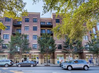 207 E 31st St APT 2A, Chicago, IL 60616