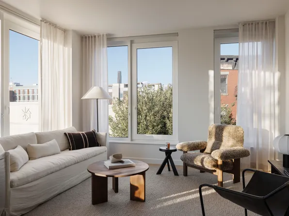 544 Carroll Street image 2 of 19