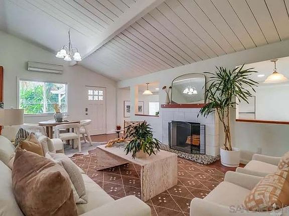 5th image of 3337 A St