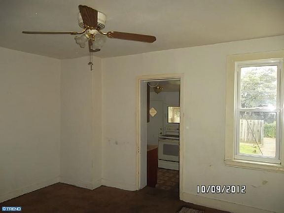 3rd image of 6661 Edmund St