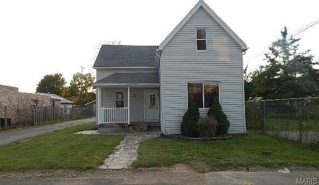 1st image of 9909 Linn Ave