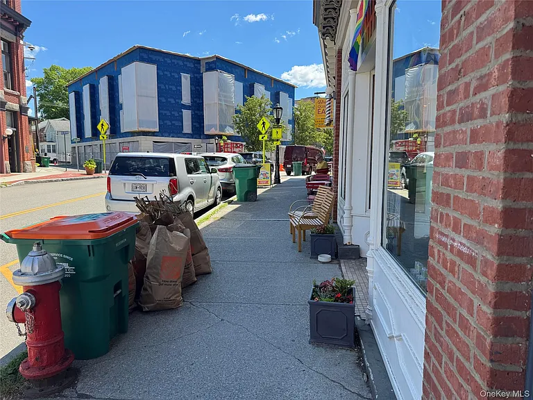 155 Main St #6 — Photo 3