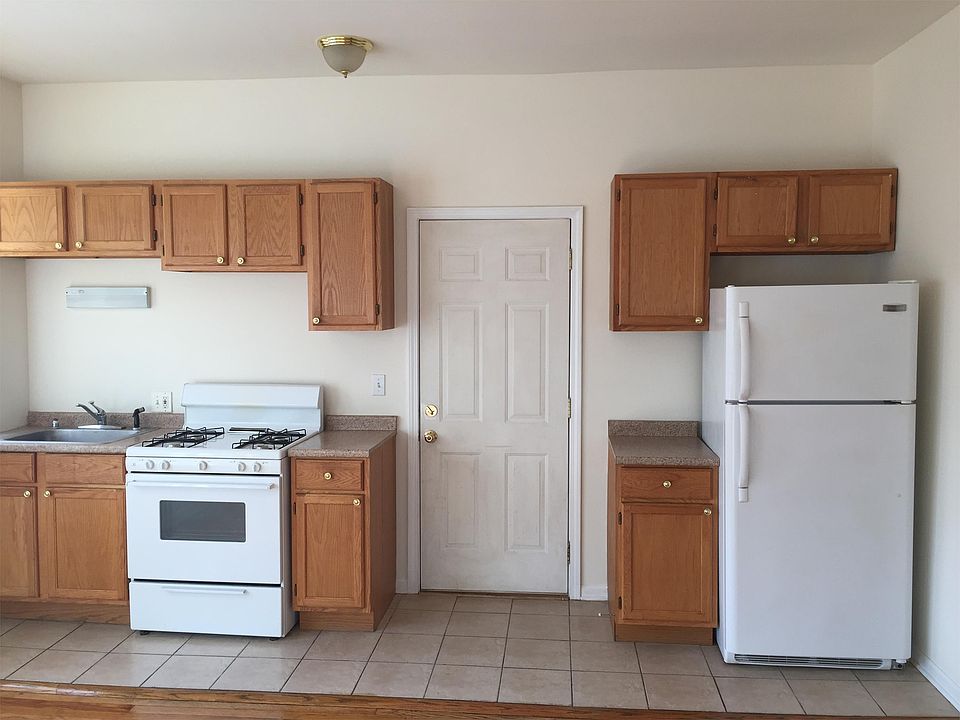 1st image of 437 E Oakwood Blvd Unit 43