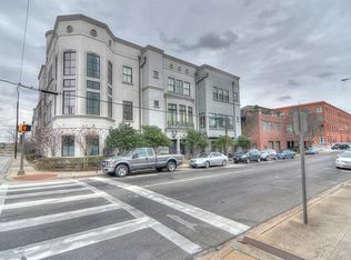 709 Jones St, Fort Worth, TX 76102