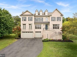 42645 Cochrans Lock Dr, Ashburn, VA 20148
