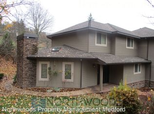 845 S Oregon St, Jacksonville, OR 97530