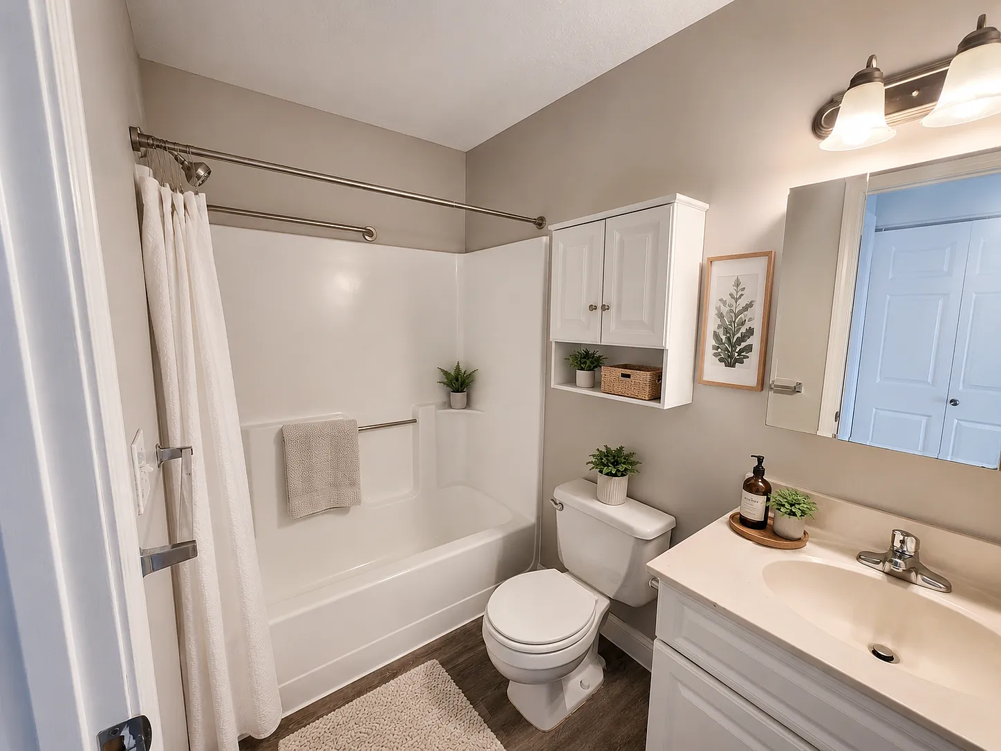 Liberty Place Apartments — Photo 2
