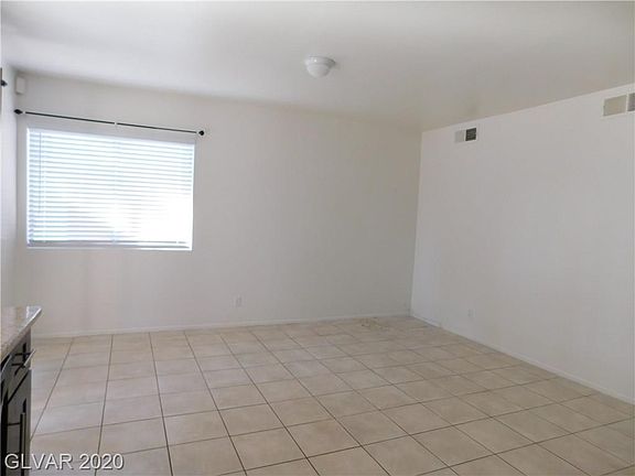 5th image of 3949 Arrowood Dr