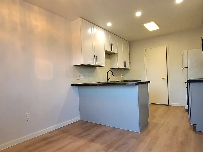 115 Halifax St #25 — Photo 17
