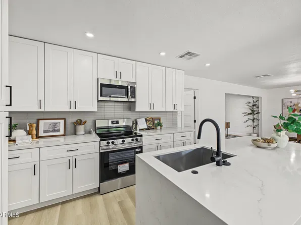 5009 N 62ND Avenue, Glendale, AZ 85301