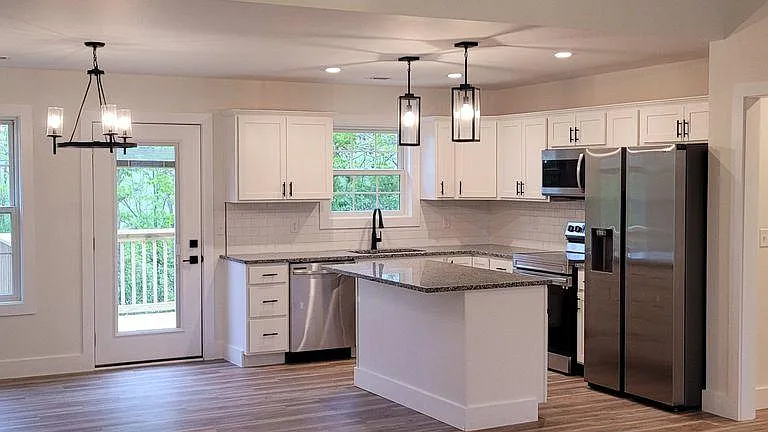 6032 Arbor Woods Way — Photo 7