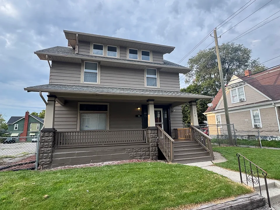 120 W Suttenfield St