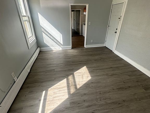 3rd image of 186 N 12th St #2B