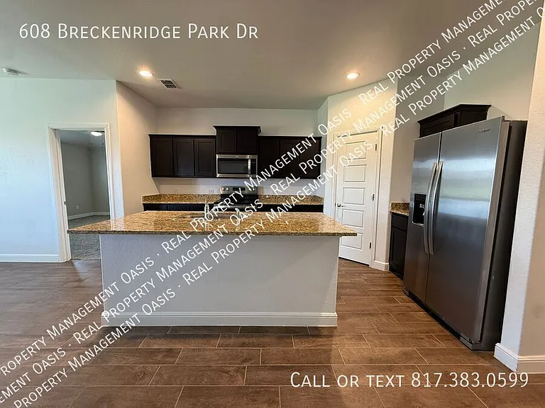 608 Breckenridge Park Dr — Photo 9