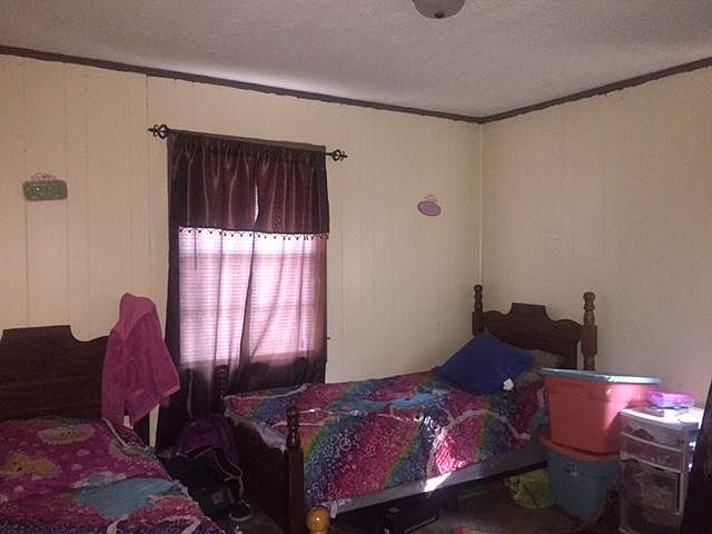 2nd image of 221 Kennedy Dr