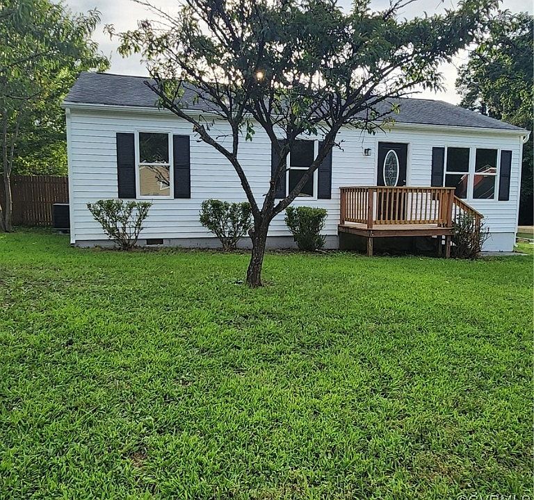 1st image of 9400 Bent Wood Ln