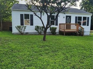 9400 Bent Wood Ln, North Chesterfield, VA 23237