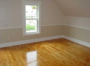 69 Lincoln St, Hudson, MA 01749