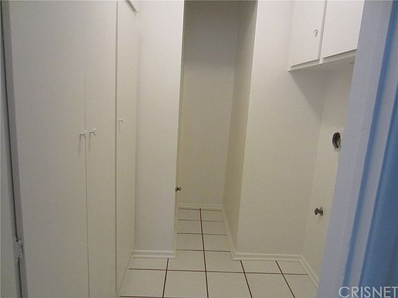 5th image of 4143 Meadow Lark Dr