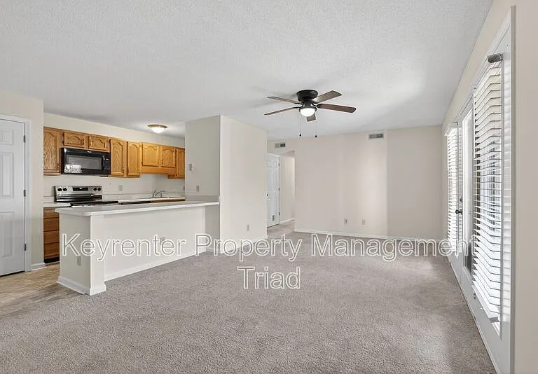 3701 Cotswold Ter #7G — Photo 27