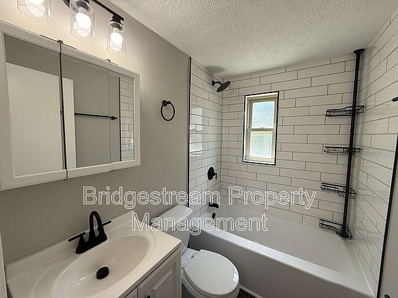 5th image of 1233 Lytle Ln APT 2