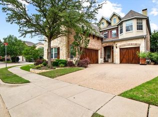 2212 Bear Lake Dr, Euless, TX 76039