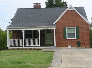 407 Rives Rd, Martinsville, VA 24112