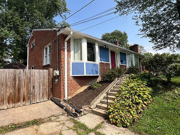 3rd image of 12907 Dean Rd